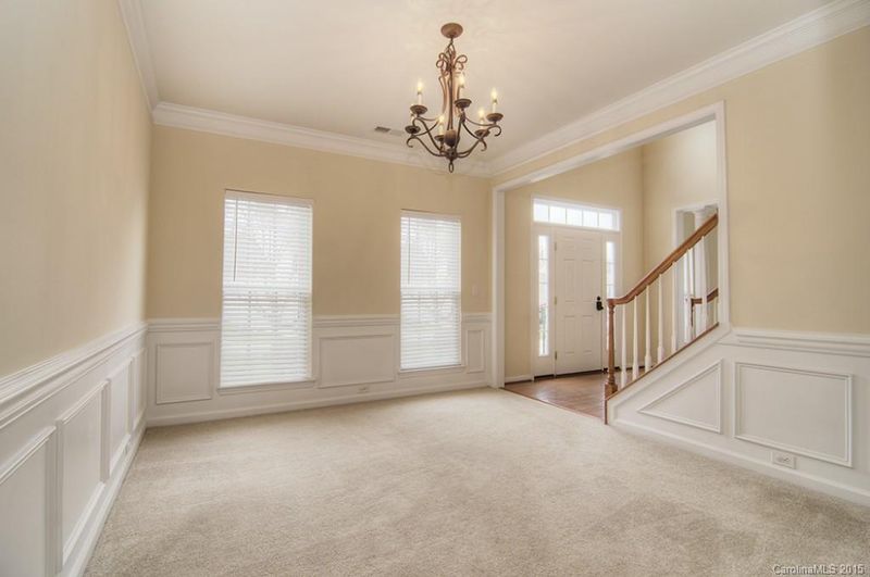 10325 Elven Ln, Charlotte, NC 28269