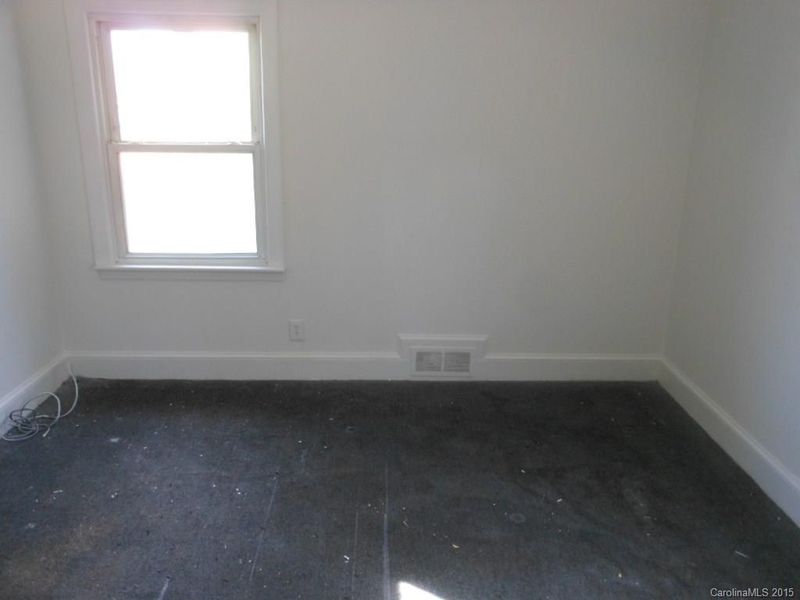 130 N Edgemont Ave, Gastonia, NC 28054
