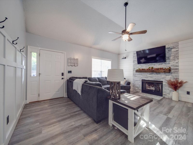 801 White Oaks Cir, Monroe, NC 28112
