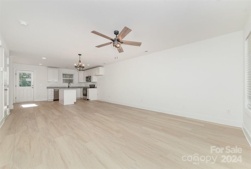 165 Emery Ave NW, Concord, NC 28027