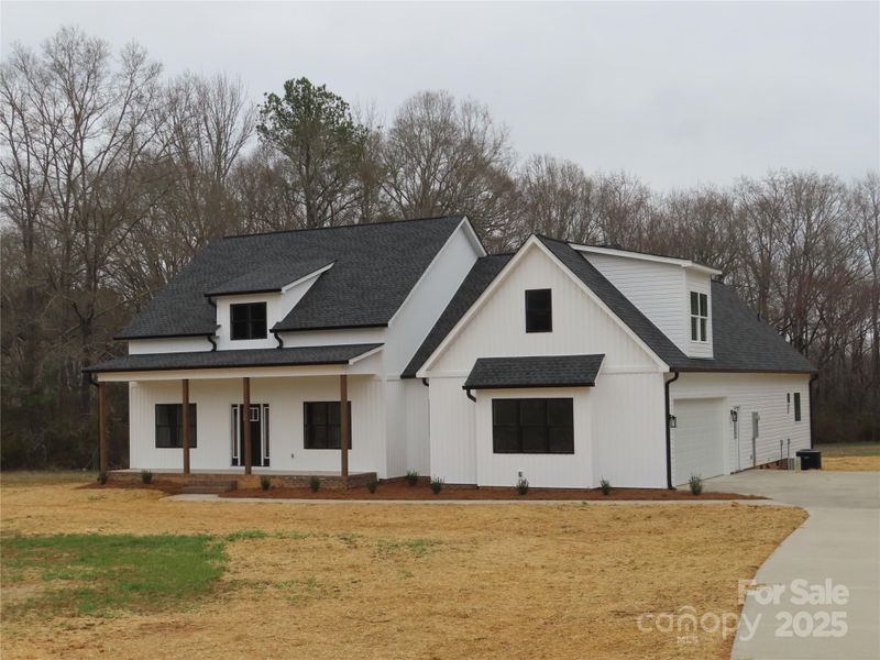 1020 N Shiloh Rd, York, SC 29745