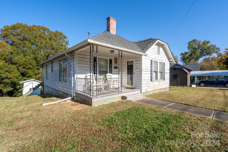107 Meadow Ave NE, Concord, NC 28025