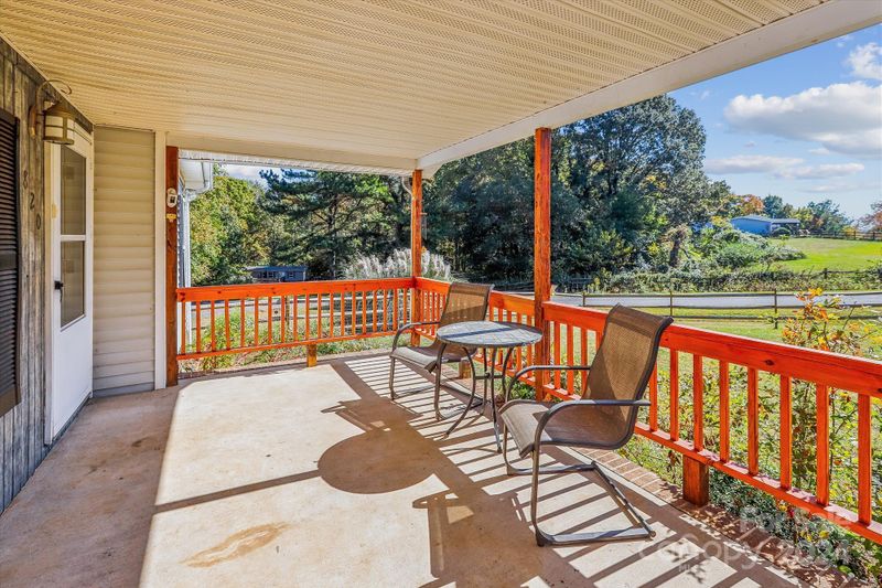 820 Archdale Dr, Concord, NC 28027