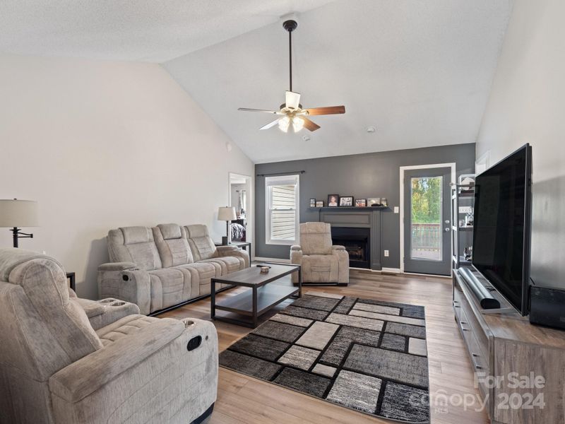 242 Cross Rd, Clover, SC 29710