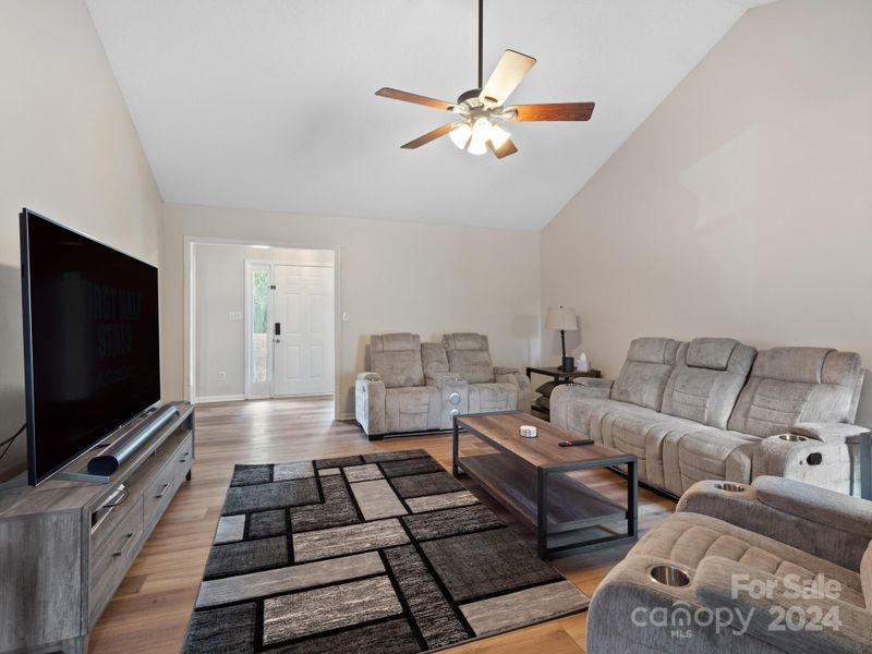 242 Cross Rd, Clover, SC 29710