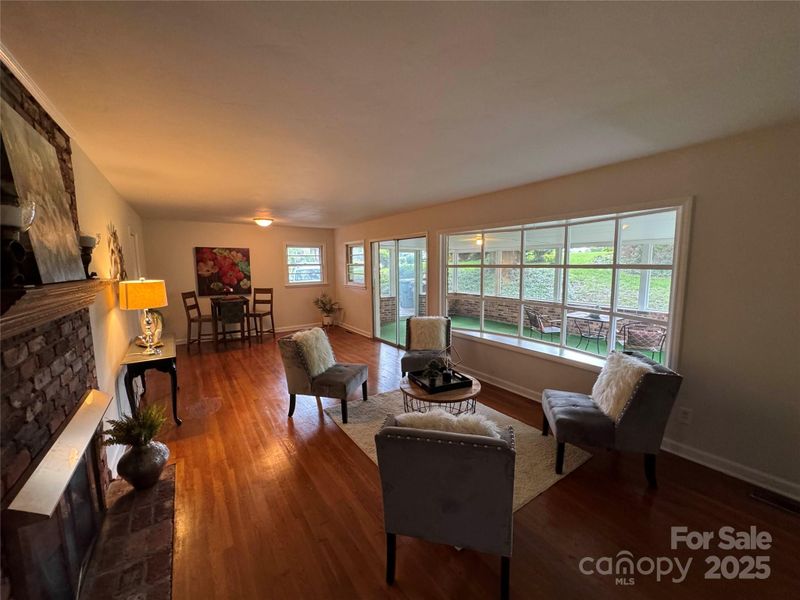 1727 Hartford Dr, Gastonia, NC 28052