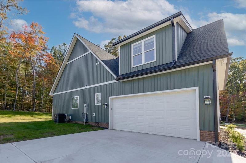 5021 Oconee Dr, Stanley, NC 28164