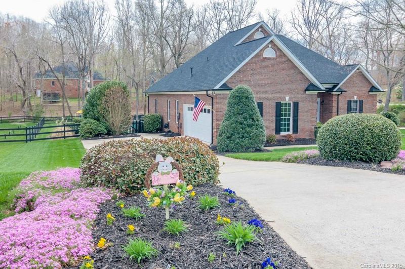2304 Hunter Davis Ct, Monroe, NC 28110