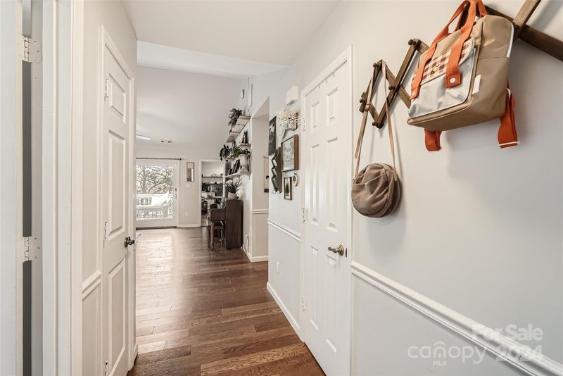 2624 Briar Ridge Dr, Charlotte, NC 28270
