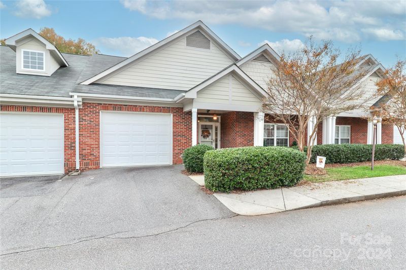 908 Davie Ave #E, Statesville, NC 28677