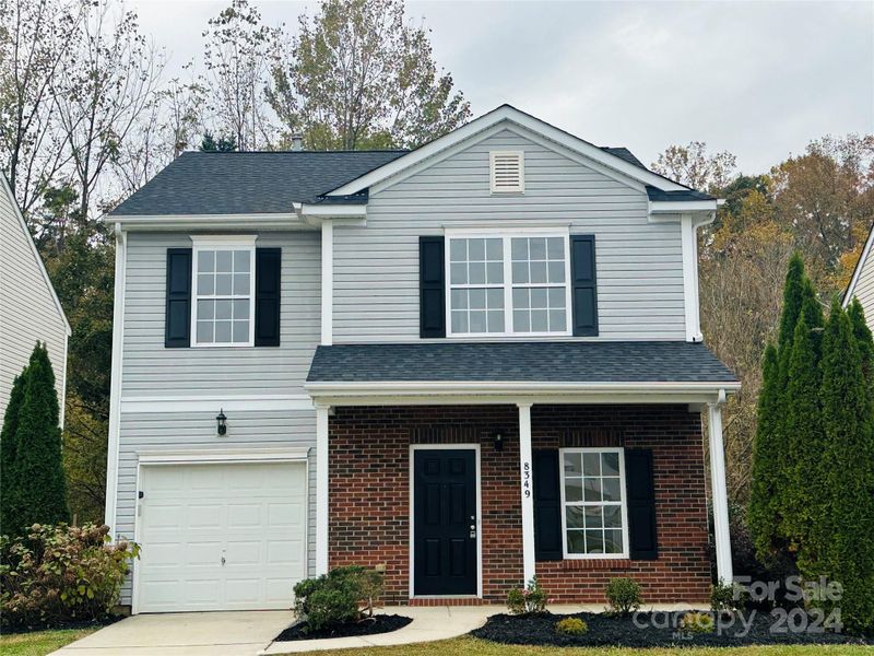 8349 Ainsworth St, Charlotte, NC 28216
