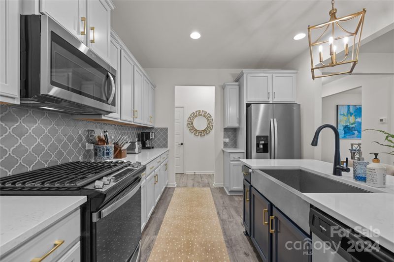 941 Canopy Falls Ln, York, SC 29745