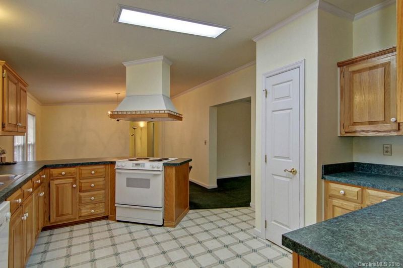 169 Hazelton Loop, Mooresville, NC 28117
