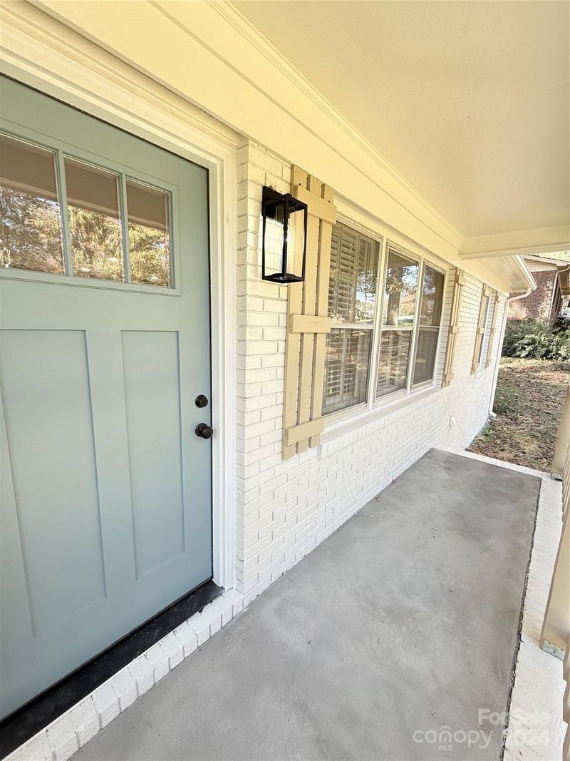 407 Larkhall Ct, Gastonia, NC 28052