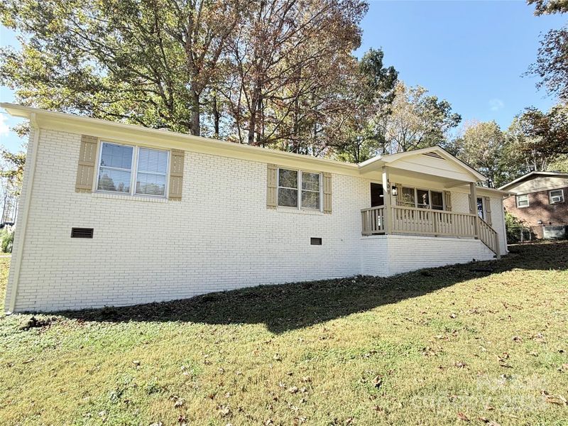 407 Larkhall Ct, Gastonia, NC 28052