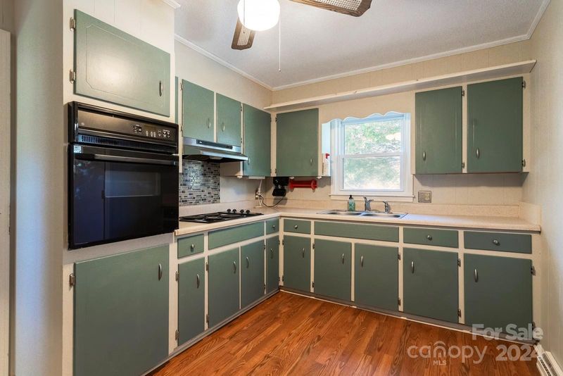 961 Shallowbrook Dr, Chester, SC 29706
