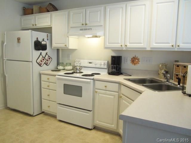9906 Birch Knoll Ct #., Charlotte, NC 28213