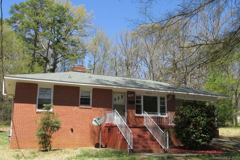 5611 Anderson Rd, Charlotte, NC 28269