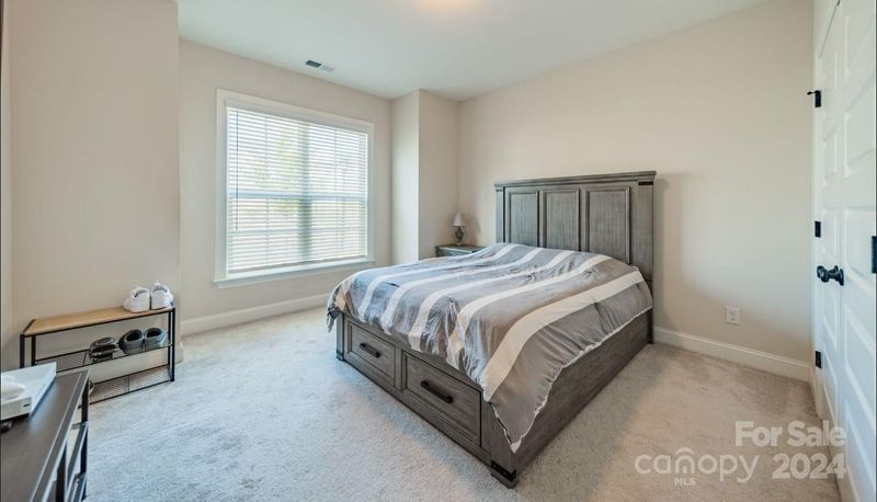 5014 Painswick Pl, Charlotte, NC 28215