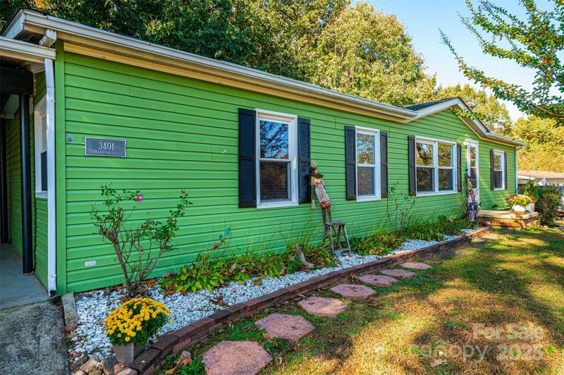 3401 Stony Brook Cir, Newton, NC 28658