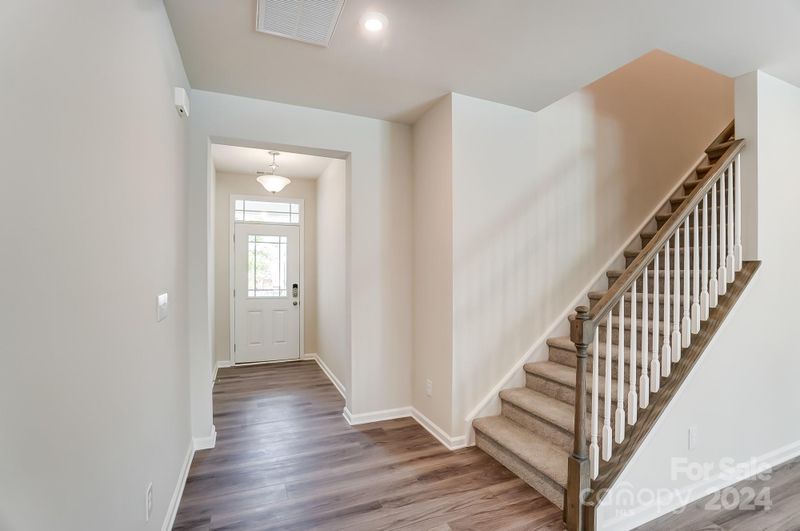 14905 Tamarack Dr, Charlotte, NC 28278