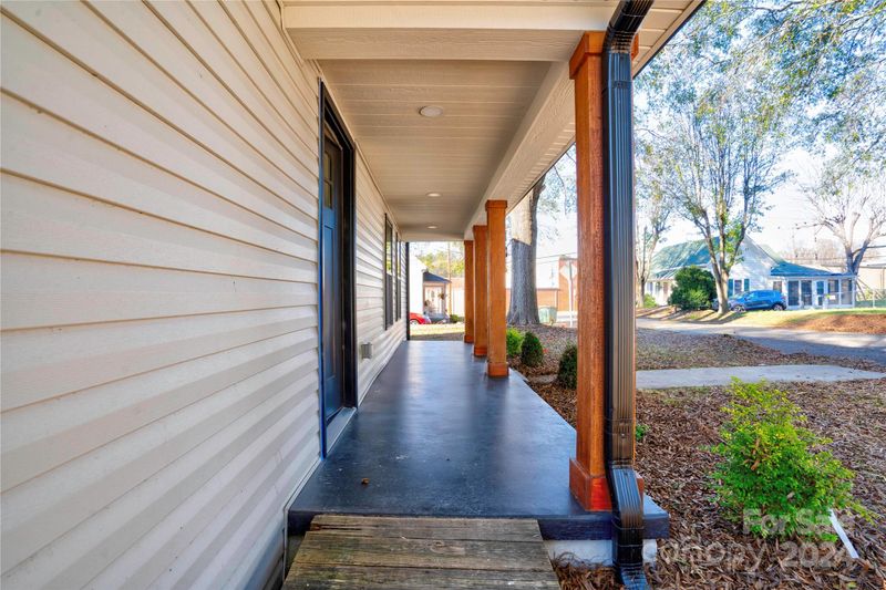 702 Maple St, Cherryville, NC 28021