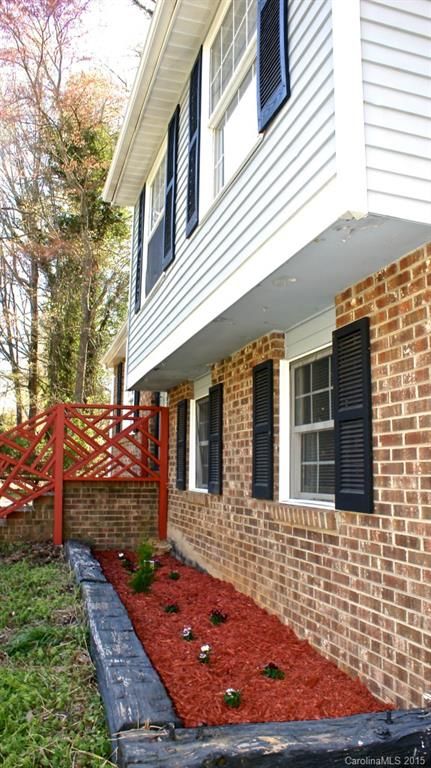 4914 Lawrence Orr Rd, Charlotte, NC 28212
