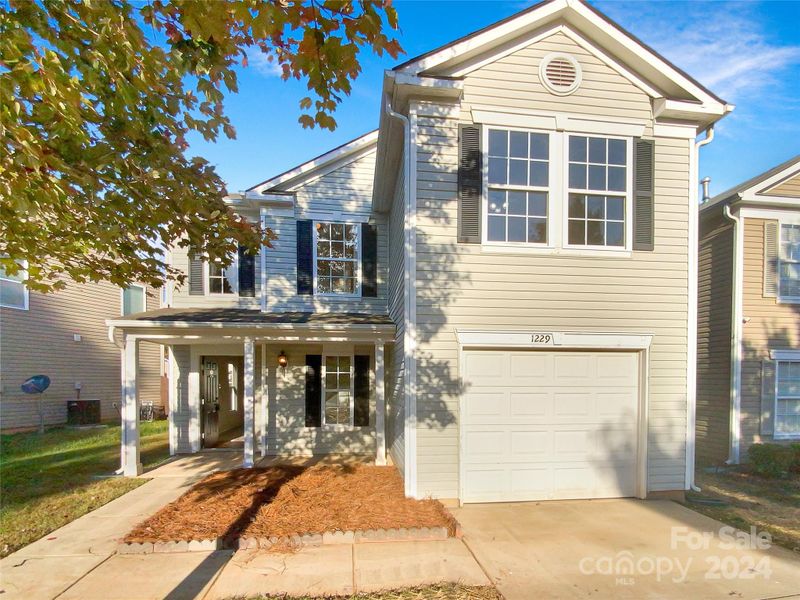 1229 Phil Oneil Dr, Charlotte, NC 28215