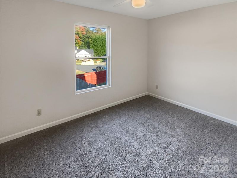 1229 Phil Oneil Dr, Charlotte, NC 28215
