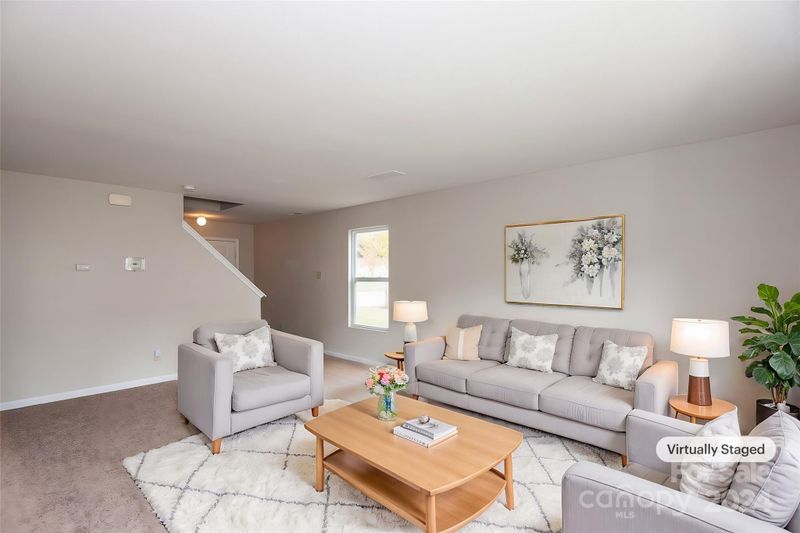 1229 Phil Oneil Dr, Charlotte, NC 28215