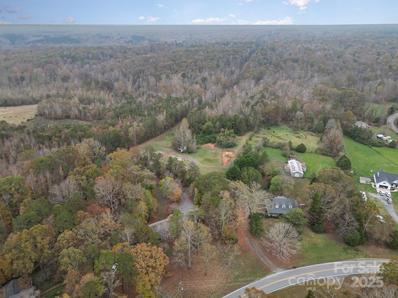 2830 Sparrow Springs Rd, Gastonia, NC 28052