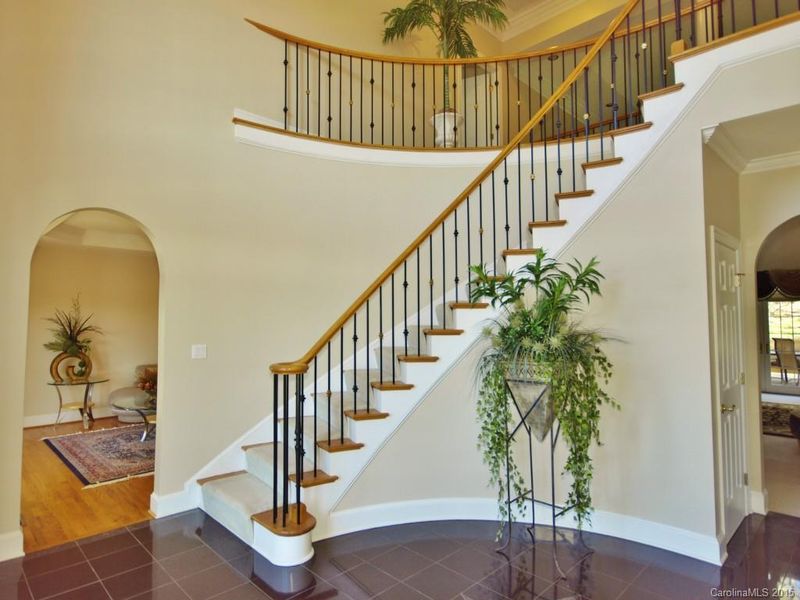 19004 Mountainview Dr, Cornelius, NC 28031