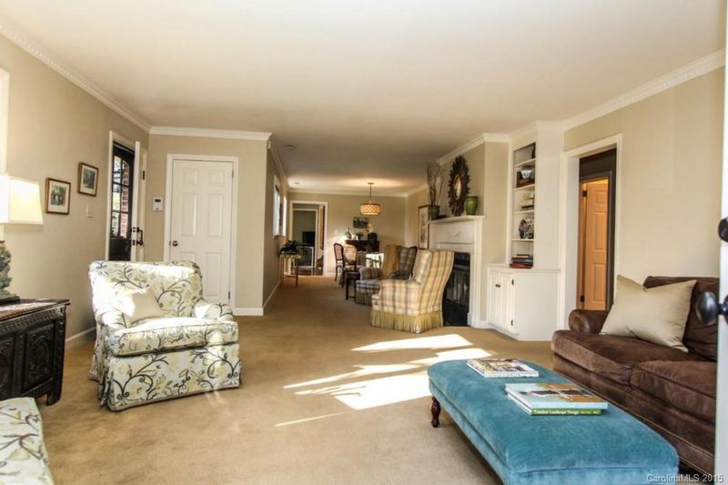 3041 Stoneybrook Rd, Charlotte, NC 28205