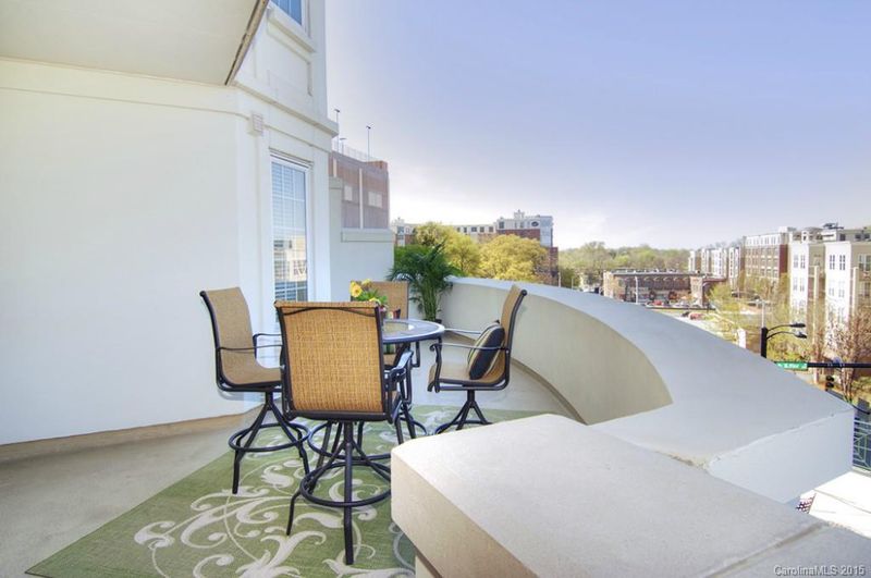 300 W 5th St #249, Charlotte, NC 28202