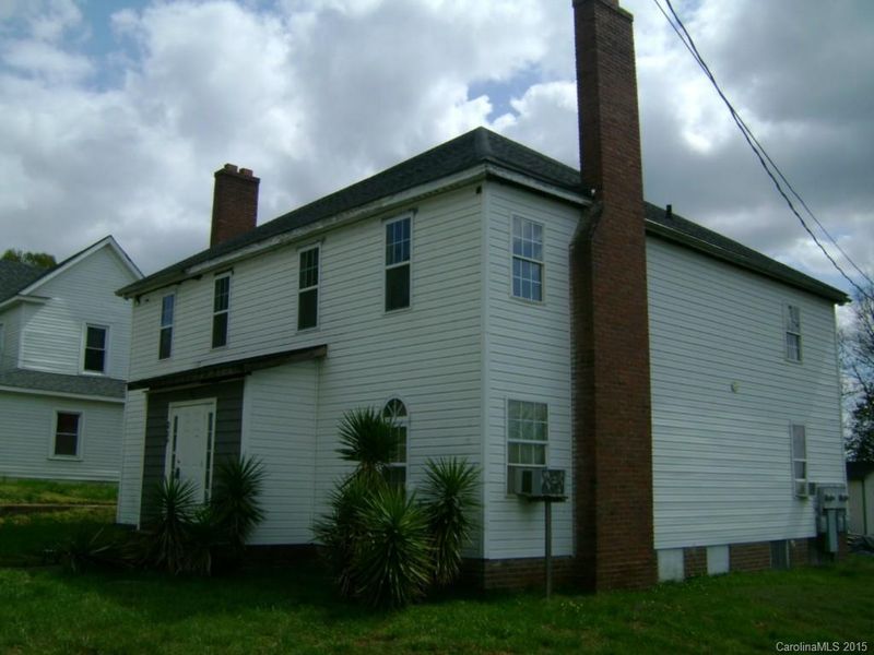 237 Academy Ave NW, Concord, NC 28025
