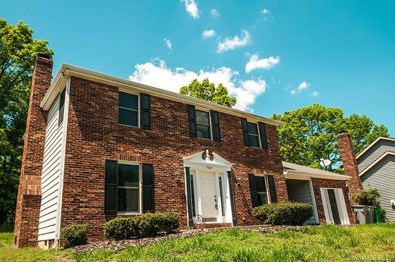 7509 Batavia Ln, Charlotte, NC 28213