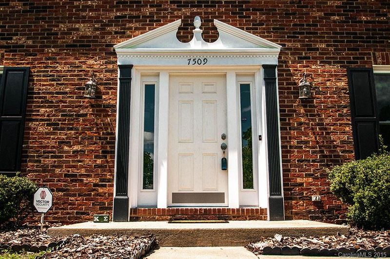7509 Batavia Ln, Charlotte, NC 28213