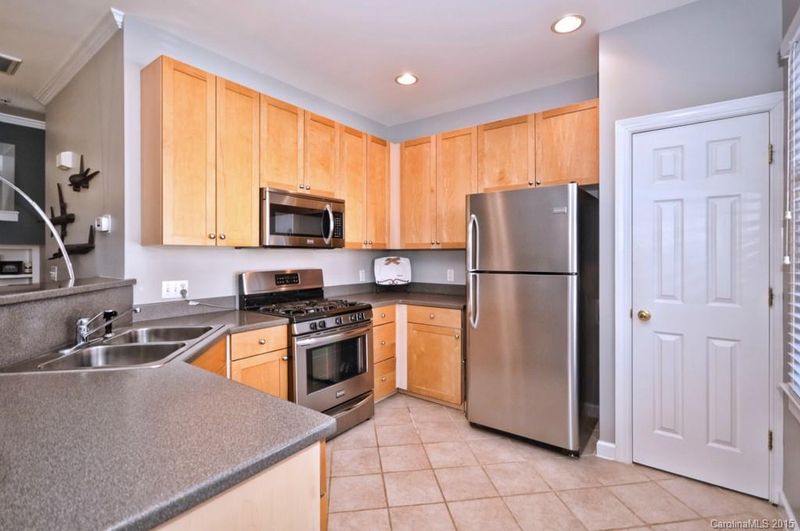 4804 South Hill View Dr #., Charlotte, NC 28210