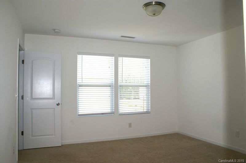 6414 Covington Commons Dr #38, Charlotte, NC 28227