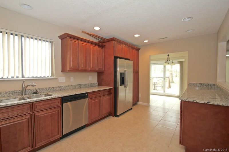 8130 Rittenhouse Cir, Charlotte, NC 28270