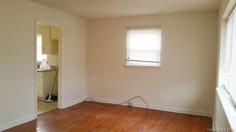 4528 Hidden Valley Rd, Charlotte, NC 28213