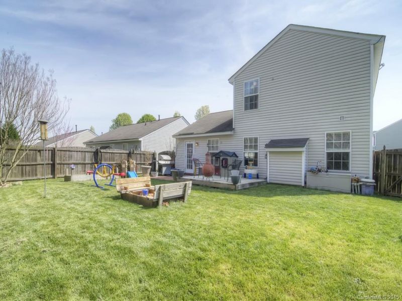 6247 Day Lilly Ln, Charlotte, NC 28216