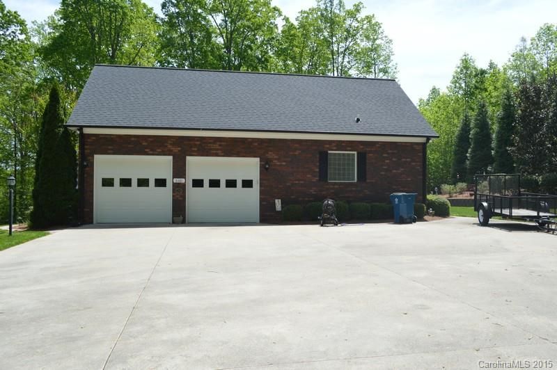 6401 Harbor Dr, Concord, NC 28025