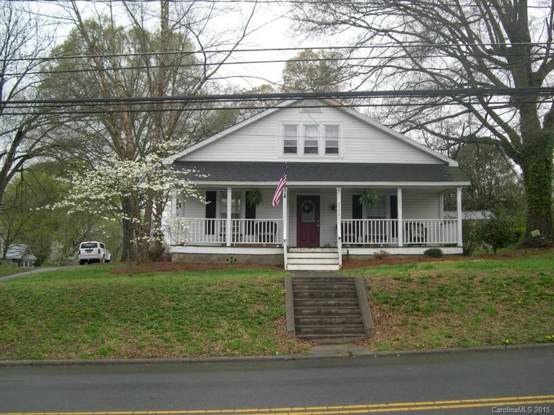 8542 E Franklin St, Mount Pleasant, NC 28124
