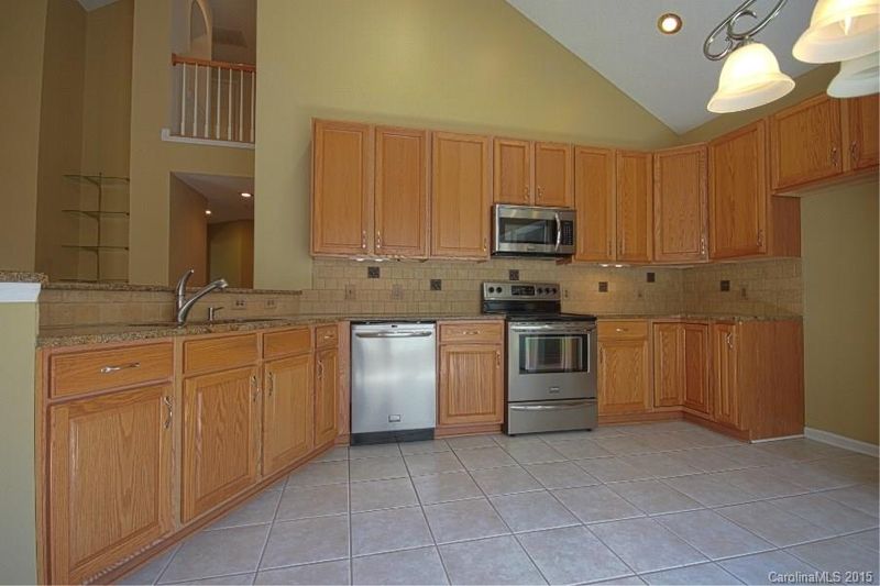 105 Bexley Rd #24, Mooresville, NC 28117