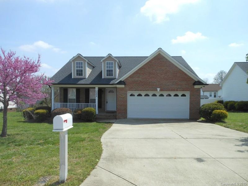 1228 SE Pressley Downs Dr, Concord, NC 28025