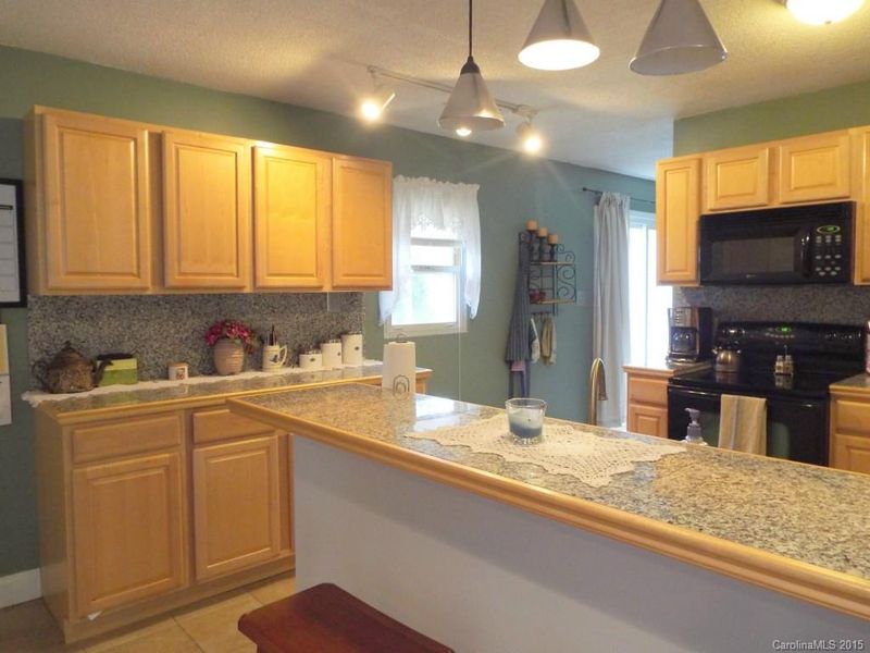 2525 Echerd St, Kannapolis, NC 28083