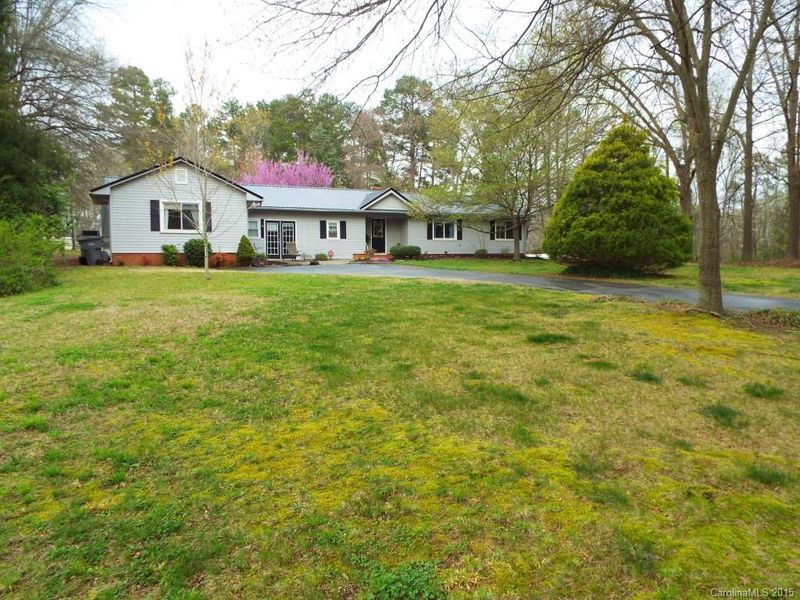 2525 Echerd St, Kannapolis, NC 28083