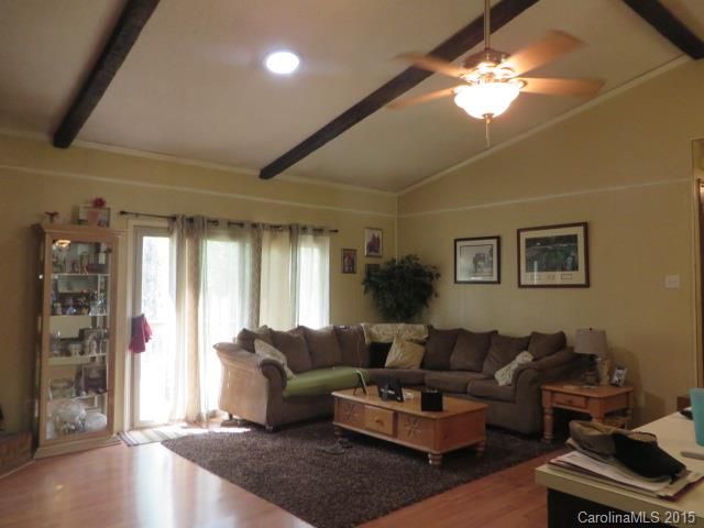 800 Ferrell Ave, Charlotte, NC 28216