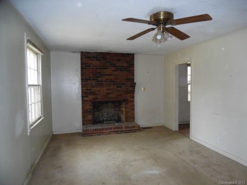 1505 Poston Cir, Gastonia, NC 28054